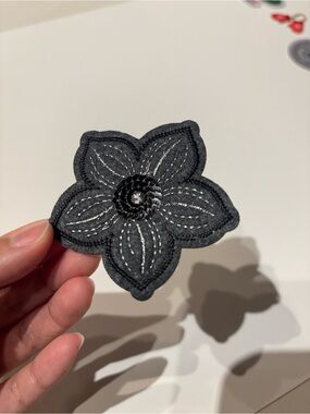 Black Floral Sequin Appliqué Patch